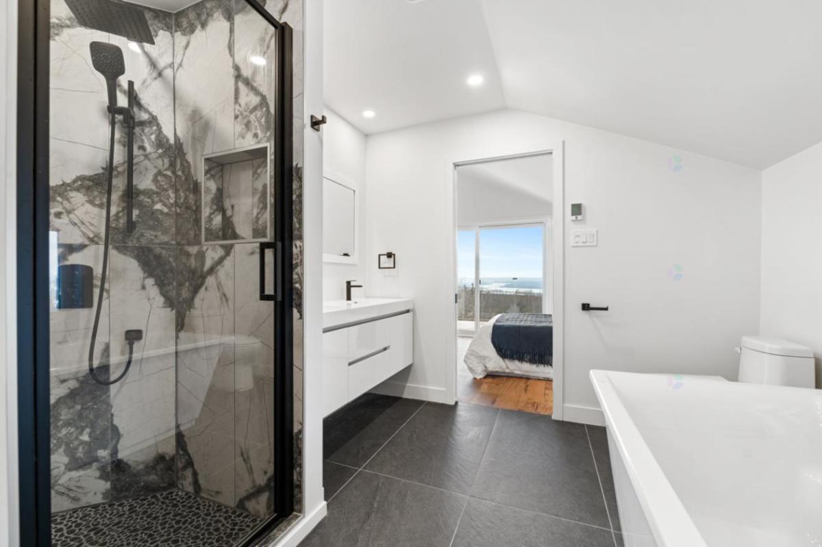 Salles de bain et&nbsp;cuisines